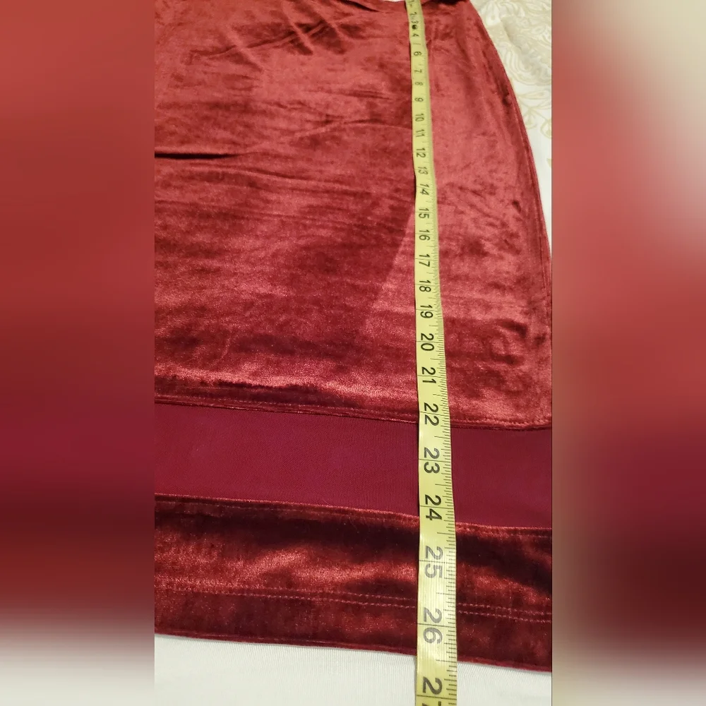 Bozzolo Burgundy Velvet Pencil Skirt with Sheer Hem Detail Size:S
